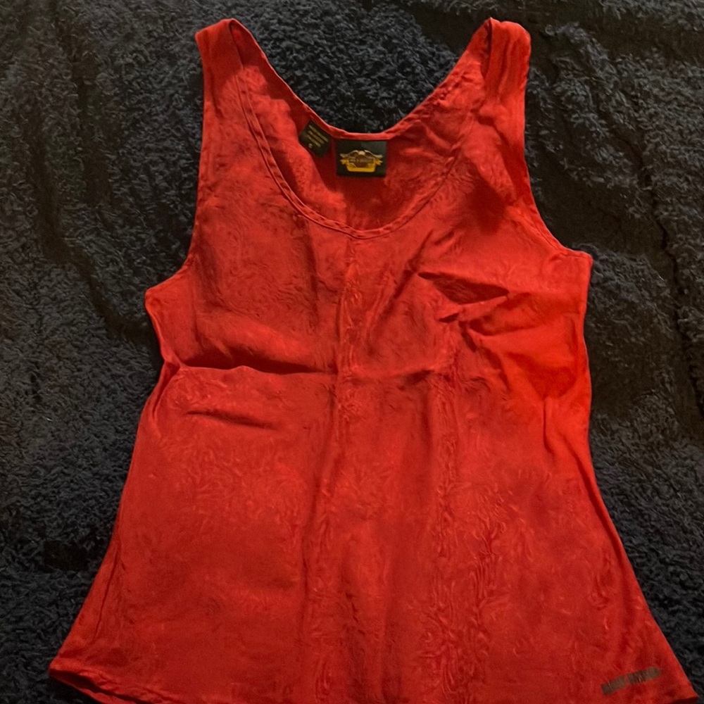 Silk tank